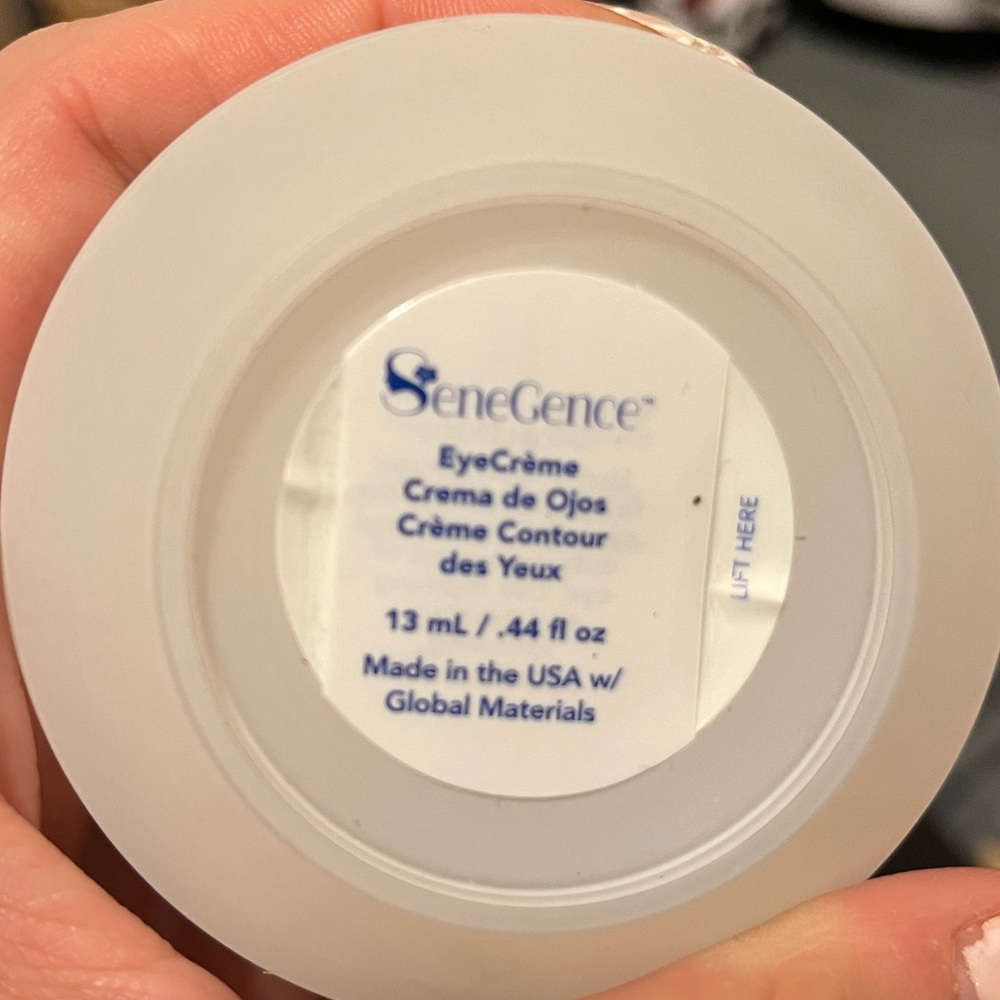 Senegence Eye Cream